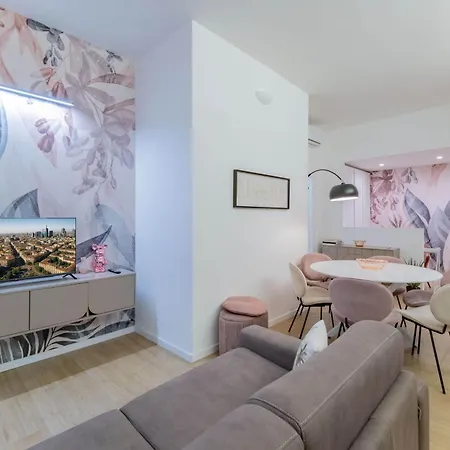 Appartamento Paganini 4 Exclusive - 2 Bedroom And 2 Bathroom Milano