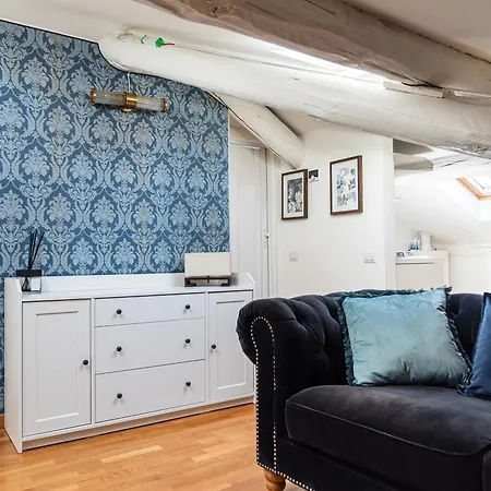 Apartman Youhosty - Piero Della Francesca 68 *
