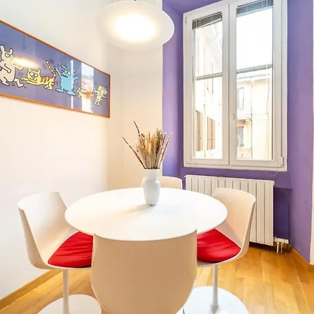 דירה Three-room In The Heart Of מילאנו