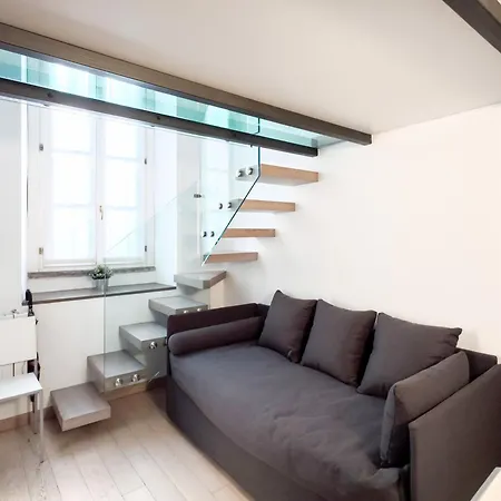 Navigli - Via Vigevano * Milano