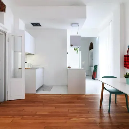 Appartamento Nel Cuore Del Quartiere Isola, All'ombra Del Bosco Verticale *