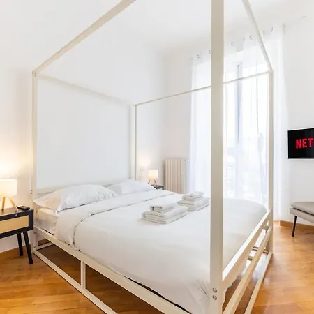 Daire Duomo 15 Min Walk - Historic Center, 4 Bedrooms And 2 Terrace