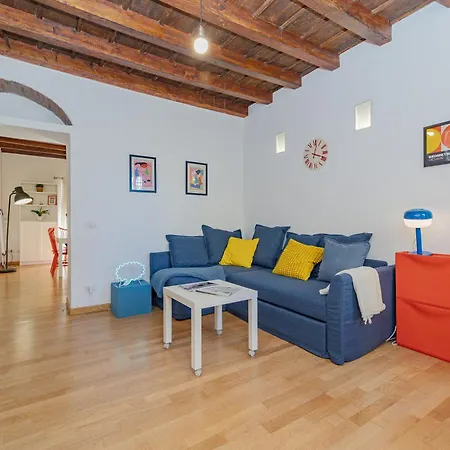 Apartment 2 Bdr Flat - Direct Tram 15 Min Duomo