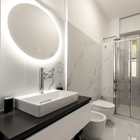 Appartement Modern Apt, 25 Min Duomo, Metro 5 Min & Wifi *