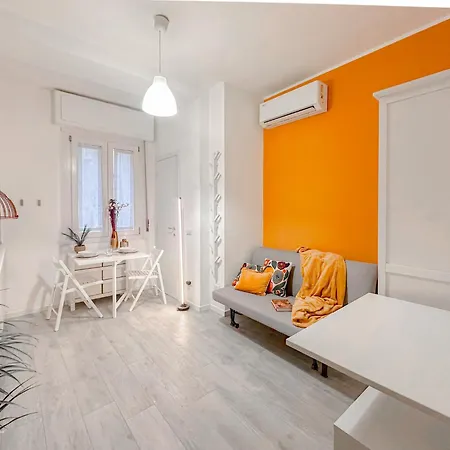 Flatsharing - Campanini Orange *