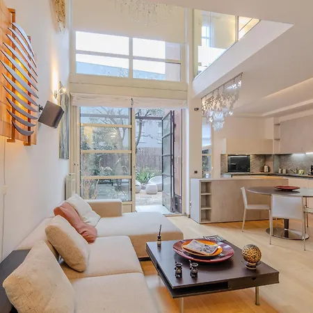 Isola Oasis - Loft With Garden & Free Private Garage アパート ミラノ