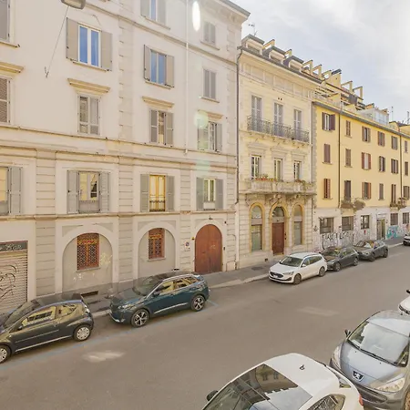 Apartment 2 Bdr Flat - Direct Tram 15 Min Duomo
