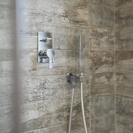 Apartman Skyline Penthouse - Terrazzo Panoramico & Metro 5min *