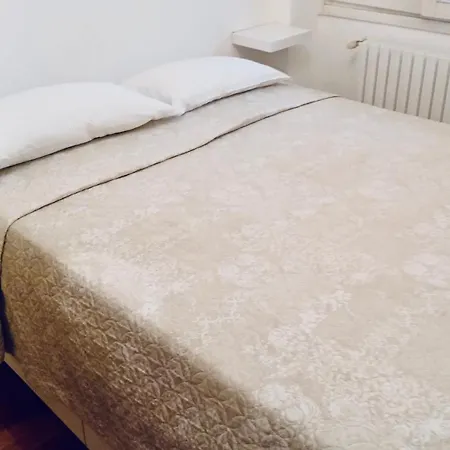 Apartmán Navigli Comfort Metro Romolo Iulm & Unipol Forum *