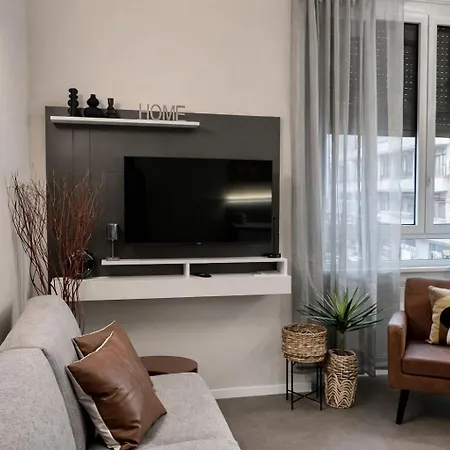 Design District & New M4 Subway Via Tolstoj *