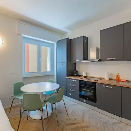Cenisio Urban Collection Design - Comfort & Location *