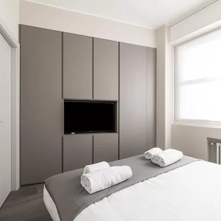 Dhome Pantano - Velasca Tower * Mailand