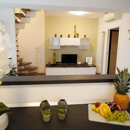 Daire Palazzo Candiani - Stylish Steps From Polimi Bovisa Campus By Rentopolis Milano
