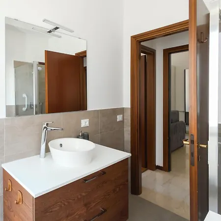 Navigli - Porta Genova Barbavara 7a Appartamento Milano