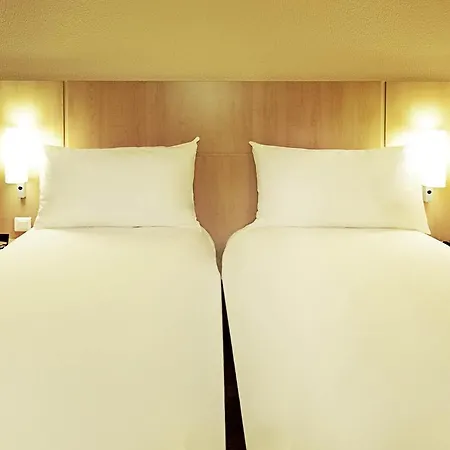 イビス チェントロ ホテル 3*