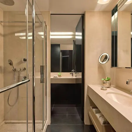 Отель Bvlgari Милан