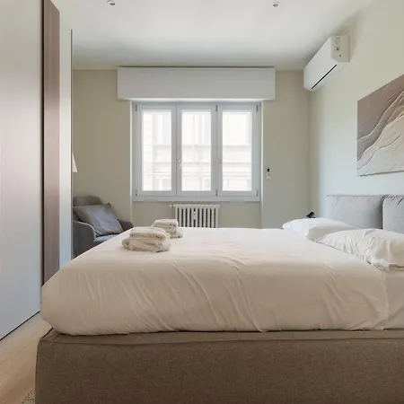 Guesthost - Darsena & Navigli Cosy Flat