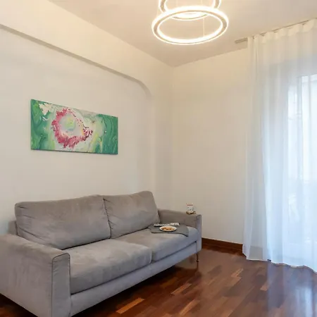Gambara M1 - 15 Min To Duomo, Balcony, Ac&wifi Apartment