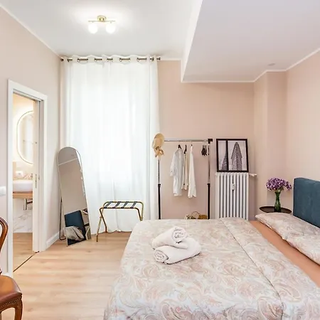 Appartamento Luxury Quiet Above Subway