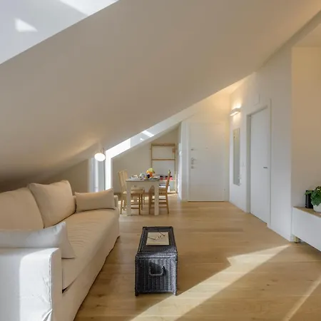 Apartamento Novara, 6 - Attic With Style *