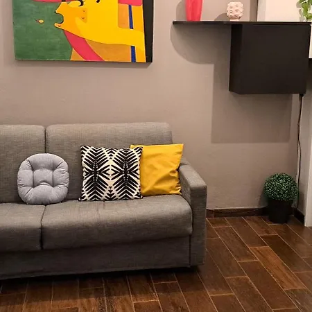 Brand New - 5 Minutes From Istria Metro Station Appartement