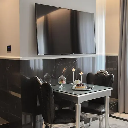 The Unique Brera 4*