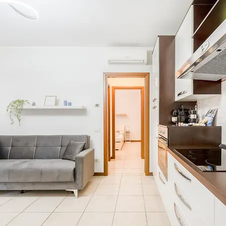 Apartament Certosa Charm - Private Parking By Innstay *