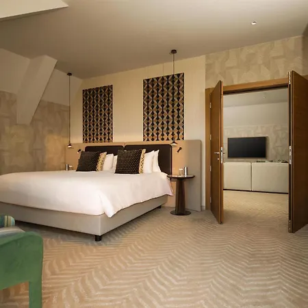 Hilton 4* Milan