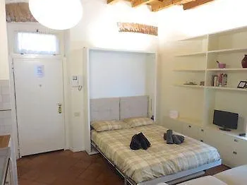 Temporary House - Milan Porta Ticinese 2 *