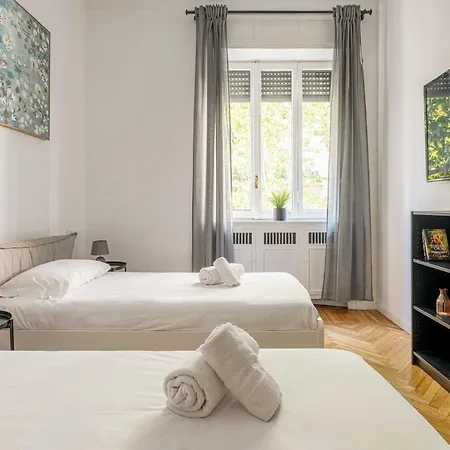 Luxury 4 Bedrooms Close To Duomo *