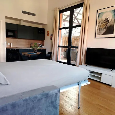 Apartment Nuovo Terrazzo Navigli M2 Ieo Prada Assago Forum Milan