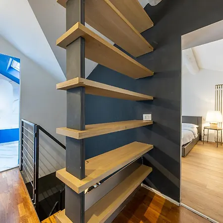 Spacious 3 Bedroom 2 Bathroom Near Metro Crocetta Center Mediolan