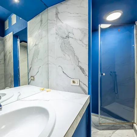 Apartament Spacious 3 Bedroom 2 Bathroom Near Metro Crocetta Center Mediolan