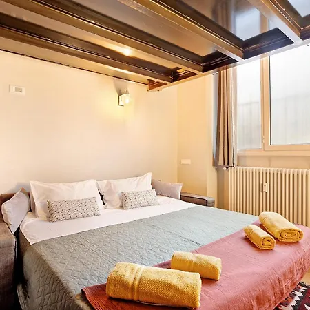 Dezza Loft * Milano