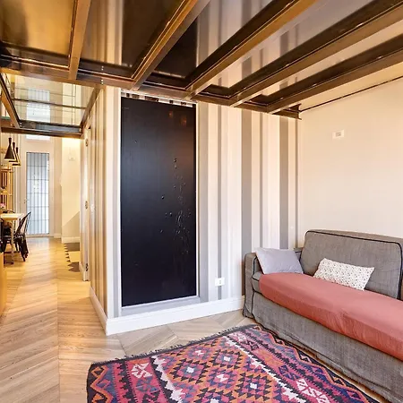 Dezza Loft * ميلان