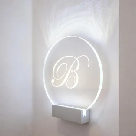 B And G San Babila- Luxury In The Heart Of - Design District Konukevi 3*