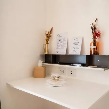 B And G San Babila- Luxury In The Heart Of - Design District
