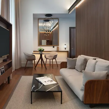 Palazzo Cordusio, A Gran Melia - The Leading Of The World 5* Milaan