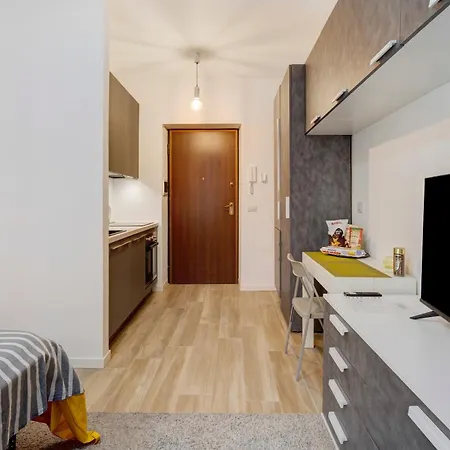 Porta Venezia Comfortable Διαμέρισμα *