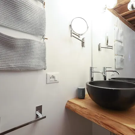 Apartment Casera Loft, Historic Courtyard In Navigli *