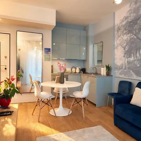 Apartman Casa Angelo Design Flat - Milan, Porta Venezia, 3 Metro Stops Duomo *