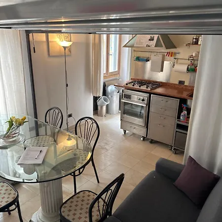 Affittacamere Real Duomo Palace Mono De Luxe 3*