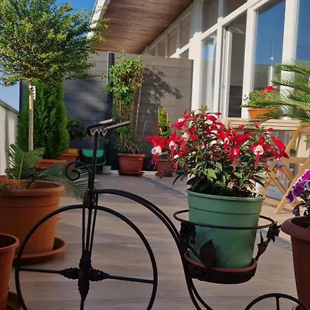 Cozy Flat In Famagosta Area Near The Unipol Forum Di Assago דירה מילאנו