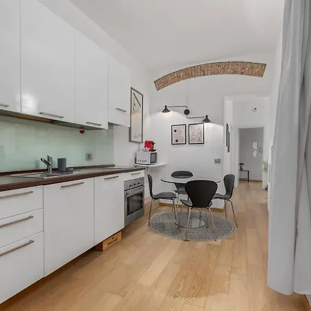 Magenta Apartment Milan Historic Center Near Cenacolo شقة
