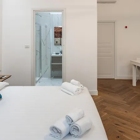 Scarlatti's Nest - Ideal For Travelers ميلان