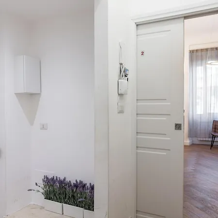 Scarlatti'S Nest - Ideal For Travelers *