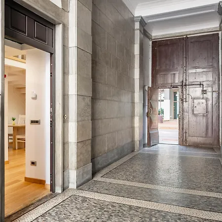Garibaldi's Nest - Modern Loft In The Center شقة ميلان