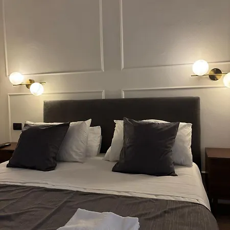 Casa Enea - Luxury - Porta Romana - Duomo M3 アパート *