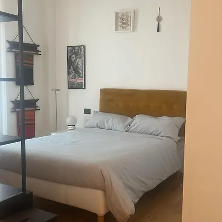 Casabella Design With Balcony Navigli Area * Milano