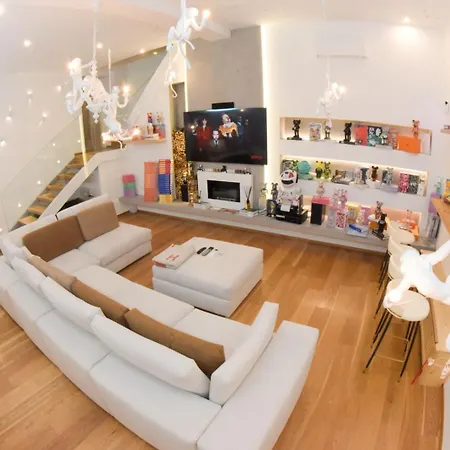 Luxury Loft With Sauna & Jacuzzi דירה מילאנו